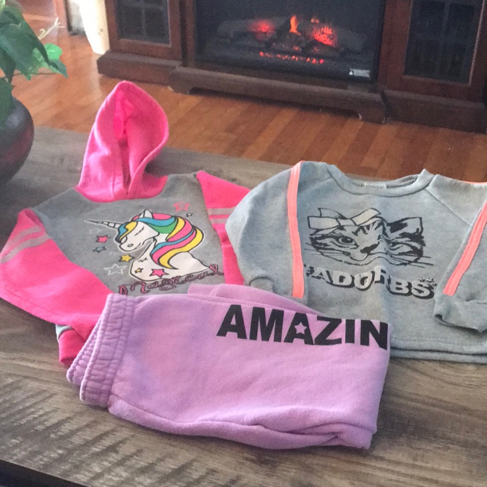 💙2 Sweatshirts & pants (#015)
